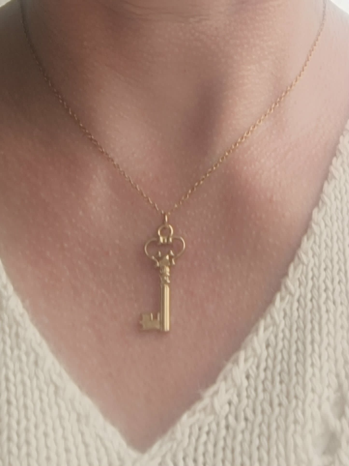 Collier Pendentif Clé en Acier Inoxydable – Pièce Unique Artisanale