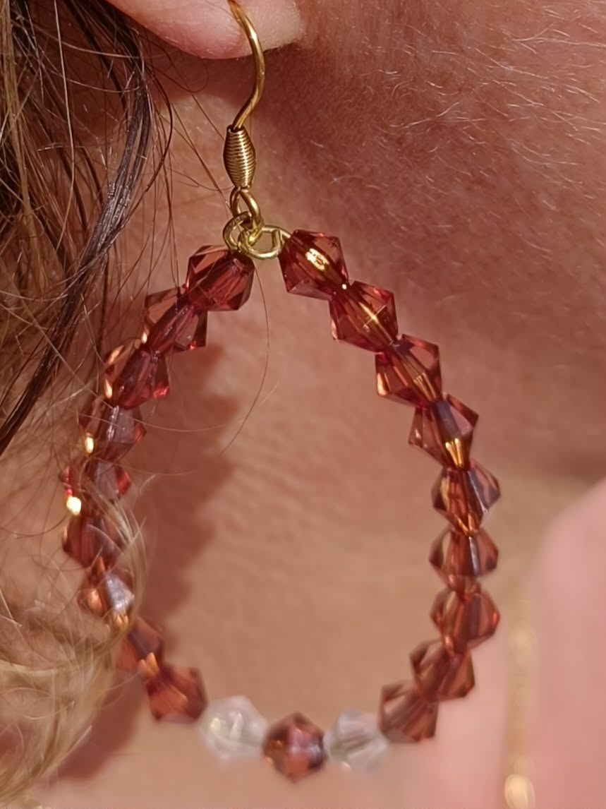 Boucles d'Oreilles Perle Facettée – Fil de Laiton & Crochet Acier Inoxydable | 8 cm