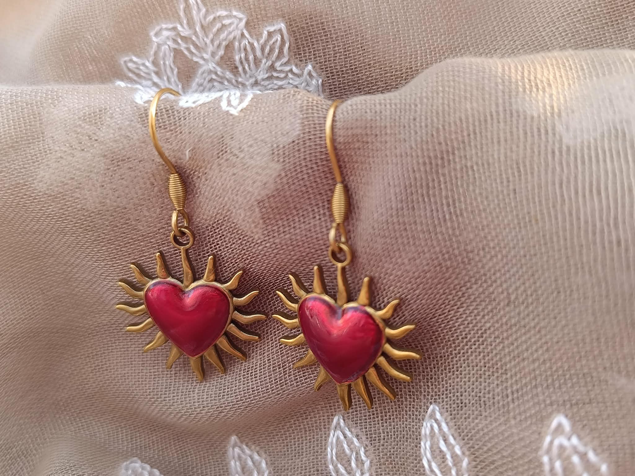 Boucles d'oreilles Soleil Cœur Rouge