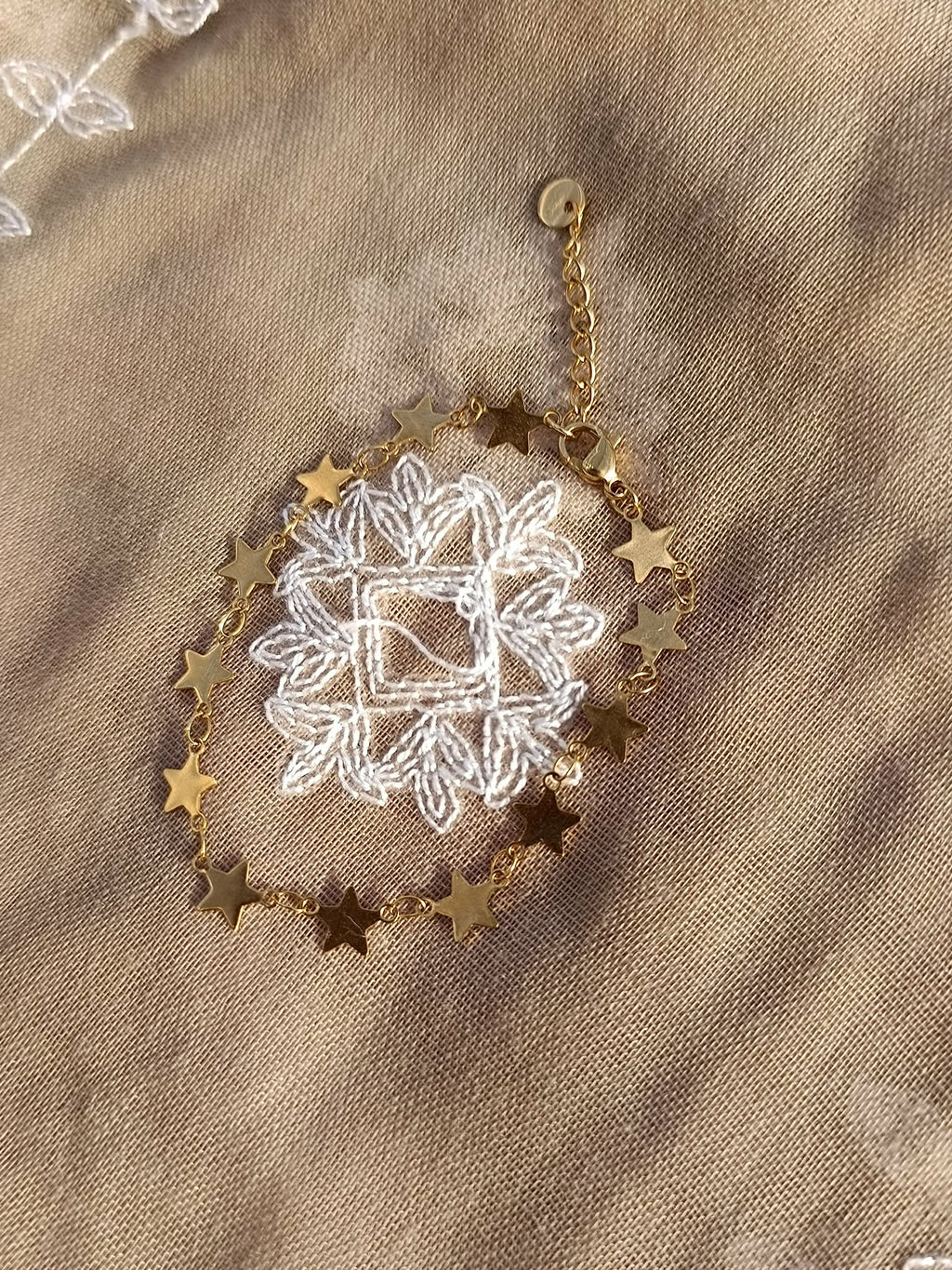 Bracelet Étoile Doré – 18 cm + 3,5 cm de chaînette d'extension