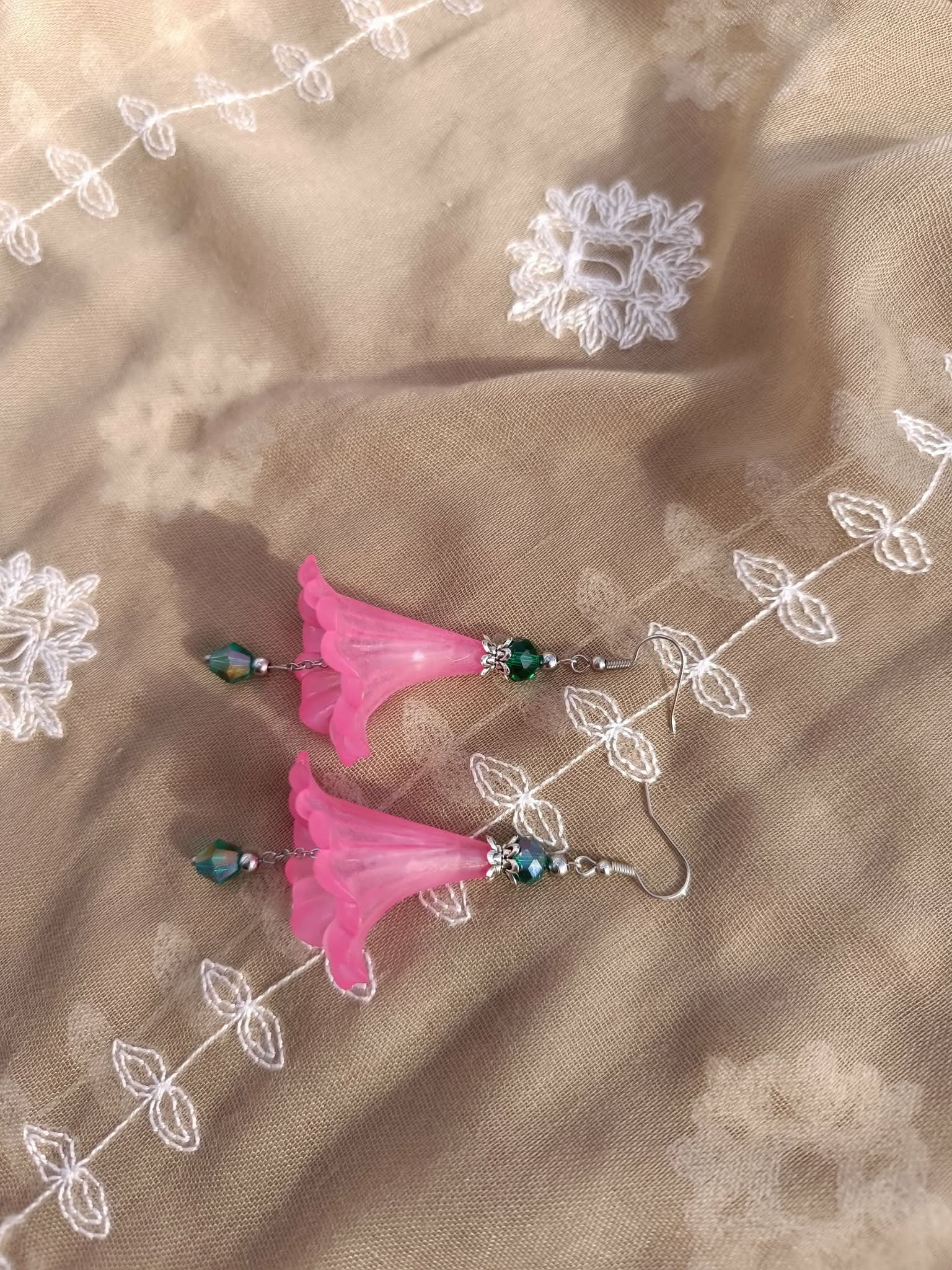 Boucles d'oreilles Clochette - Bijou artisanal élégant 9 cm