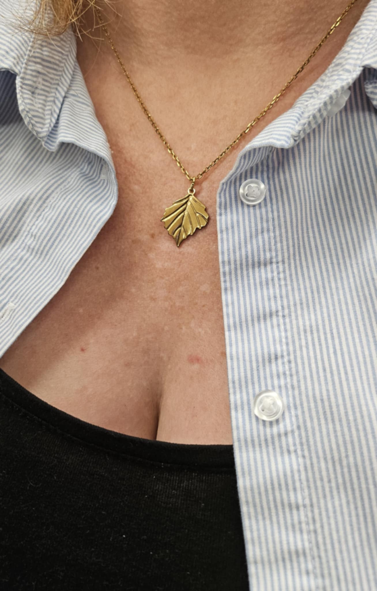 Collier feuille d'arbre doré - Pièce unique nature