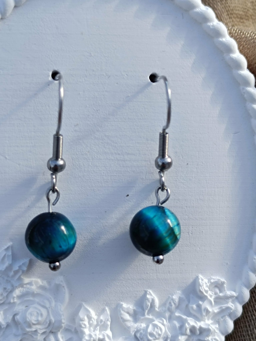 Boucles d'oreilles perles vertes - Bijou artisanal élégant