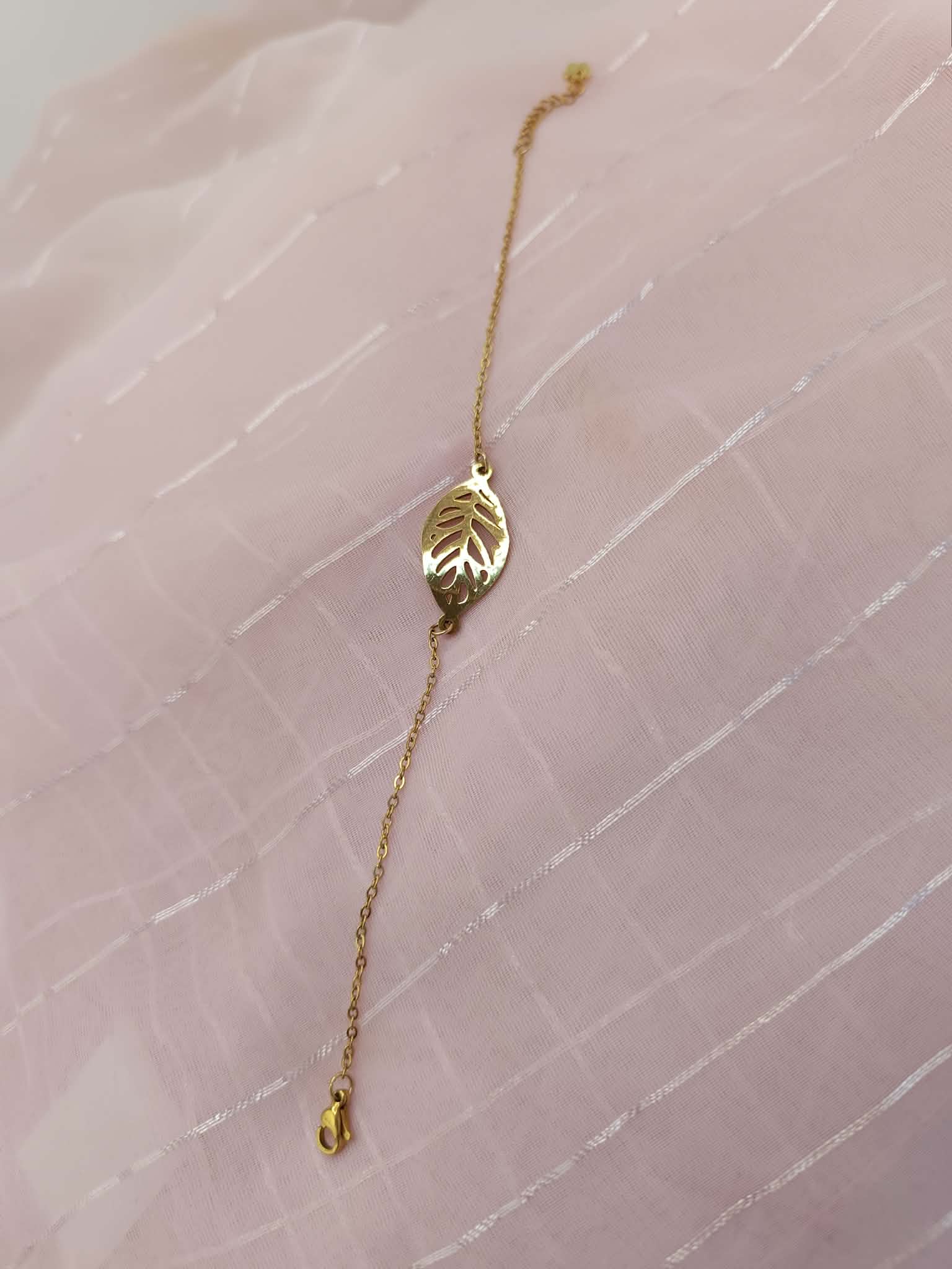 Bracelet Feuille Délicate
