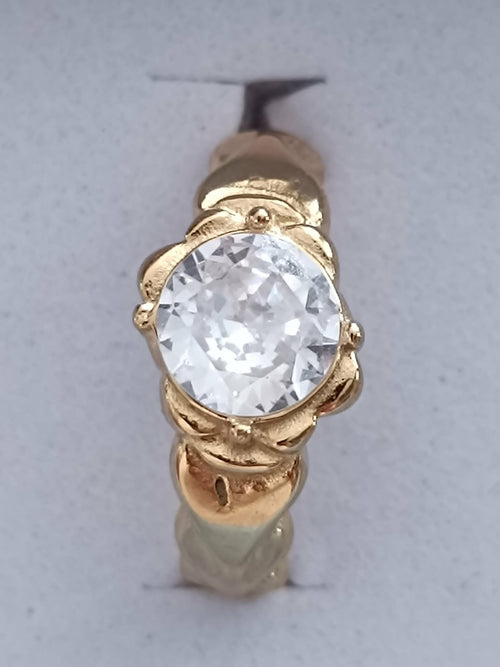 Bague Dorée Effet Tressé avec Cabochon en Verre – Réglable