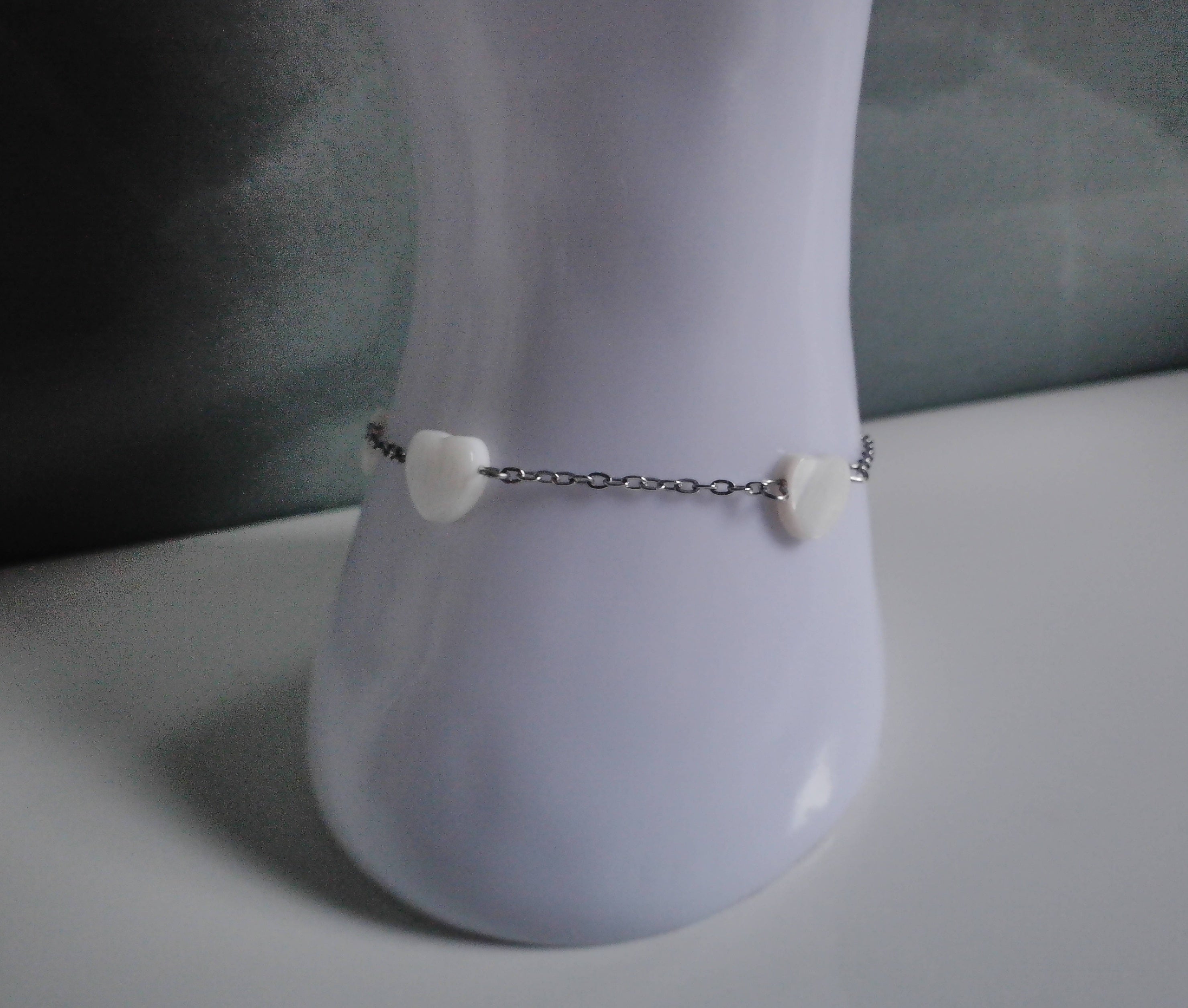 Bracelet cœur argenté nacré minimaliste - Pièce unique