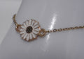 Bracelet marguerite doré délicat - Pièce unique intemporelle