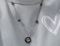 Collier long perles noires dorées - Pièce unique élégante