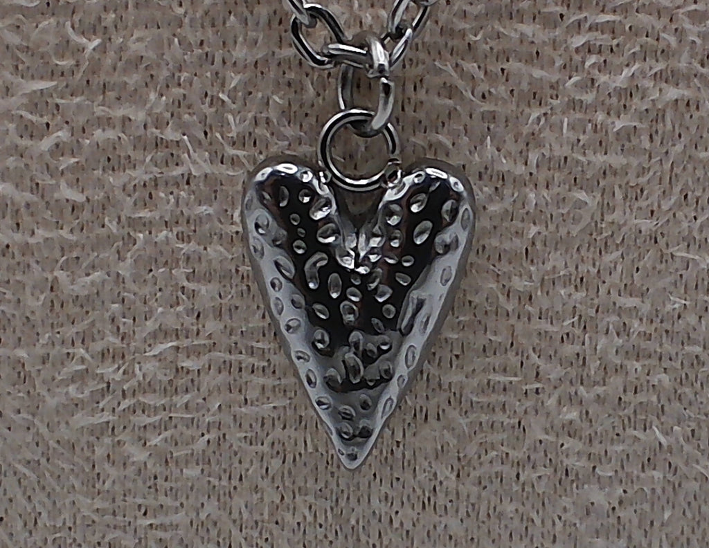 Collier Cœur Effet Martelé Doré - Pièce Unique Artisanale
