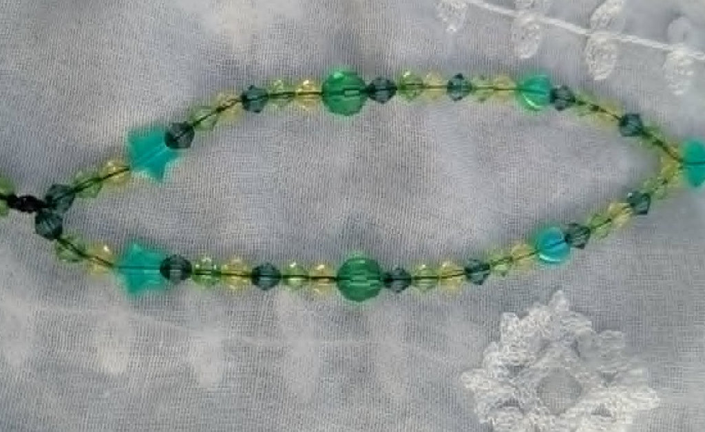 Dragonne Verte – Bijou Artisanal Étoiles & Cœurs