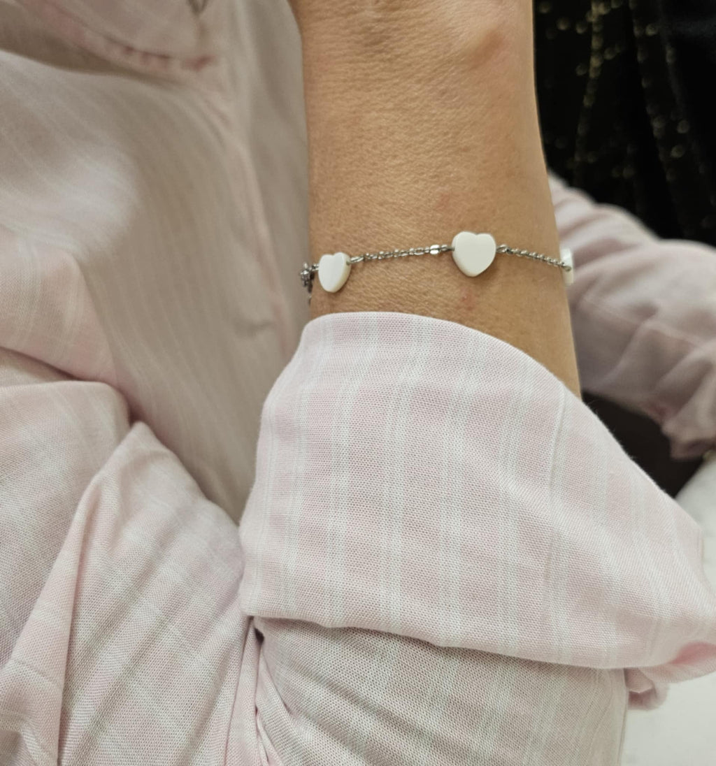 Bracelet cœur argenté nacré minimaliste - Pièce unique