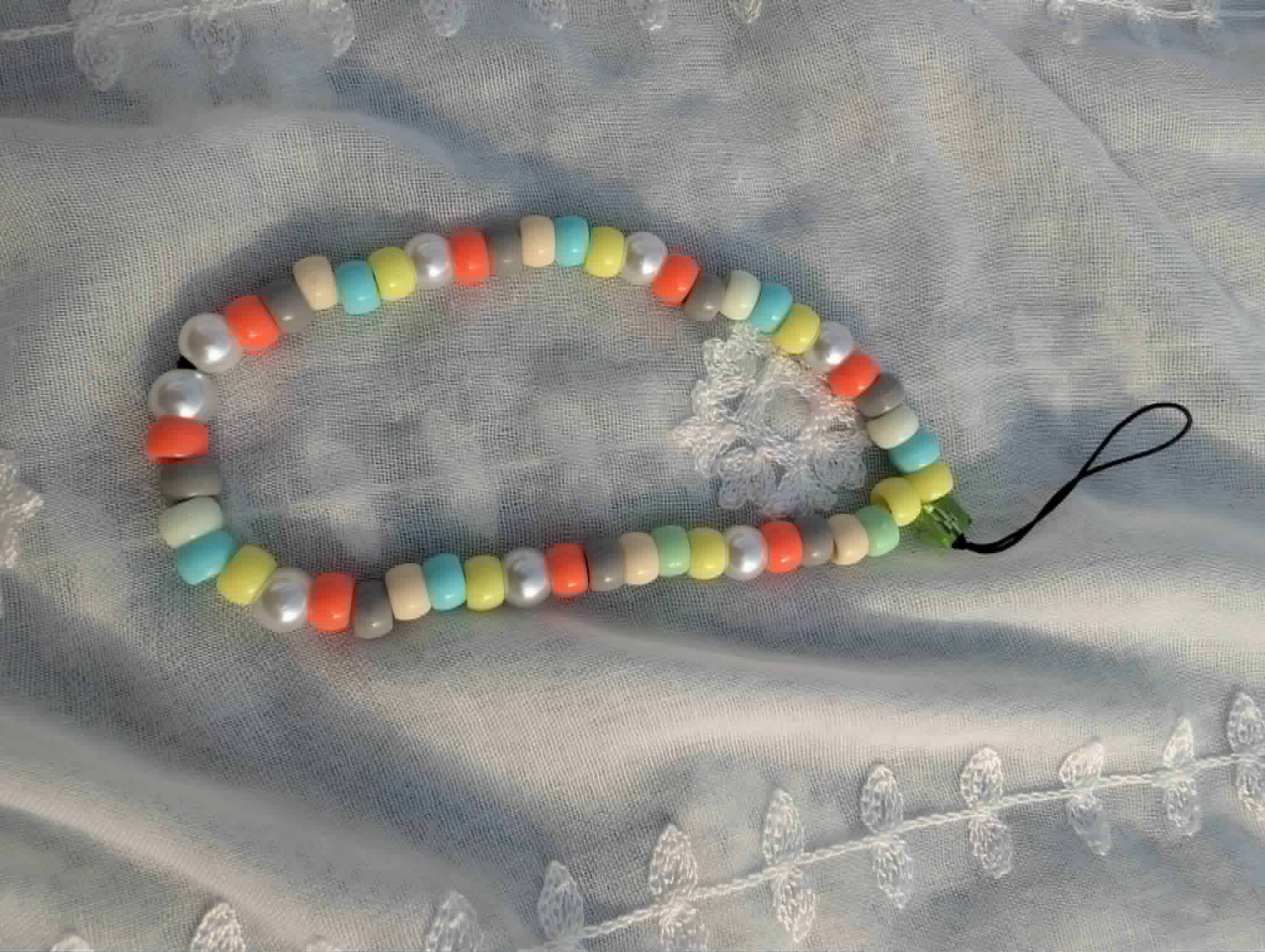 Bracelet Dragonne Dégradé Multicolore – Téléphone & Sac | Bijou Artisanal