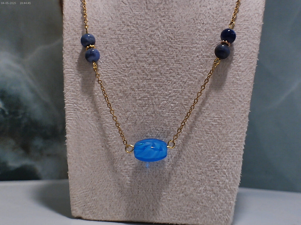 Collier Azura perles bleues doré - Pièce unique élégante