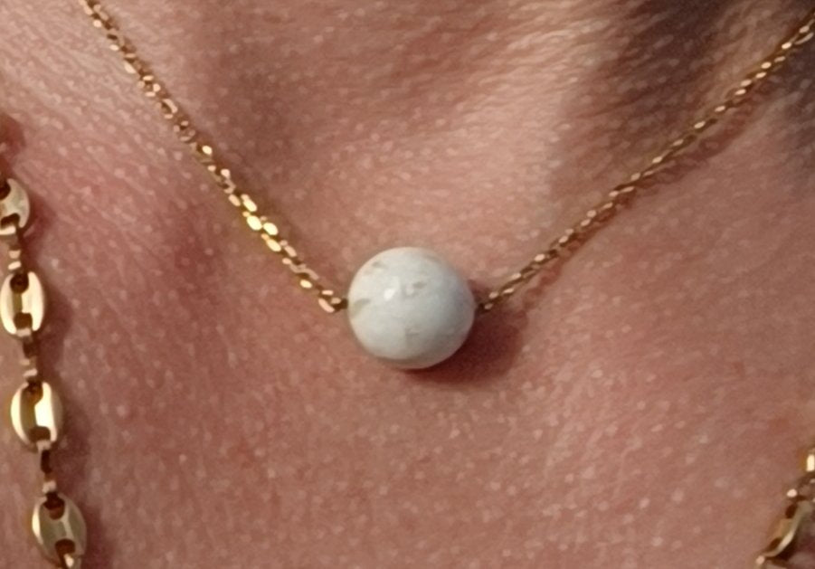 Collier Perle Effet Marbre – Longueur 38 cm + 6 cm Chaînette d'Extension