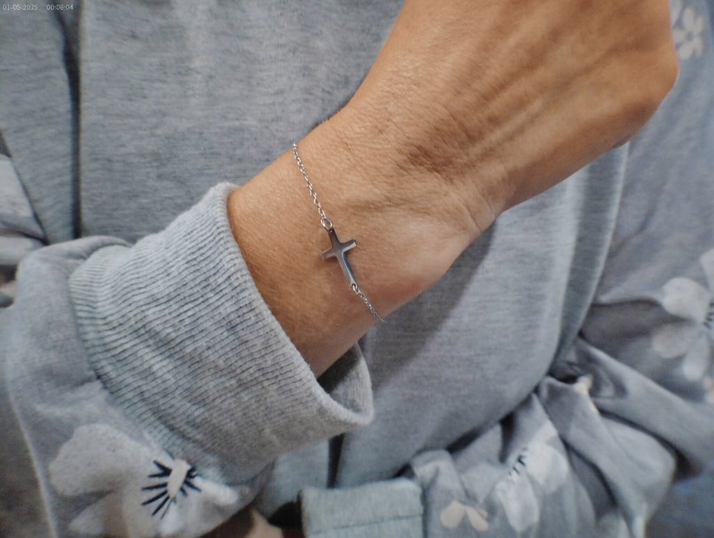 Bracelet Croix en Acier Inoxydable - Pendentif Élégant