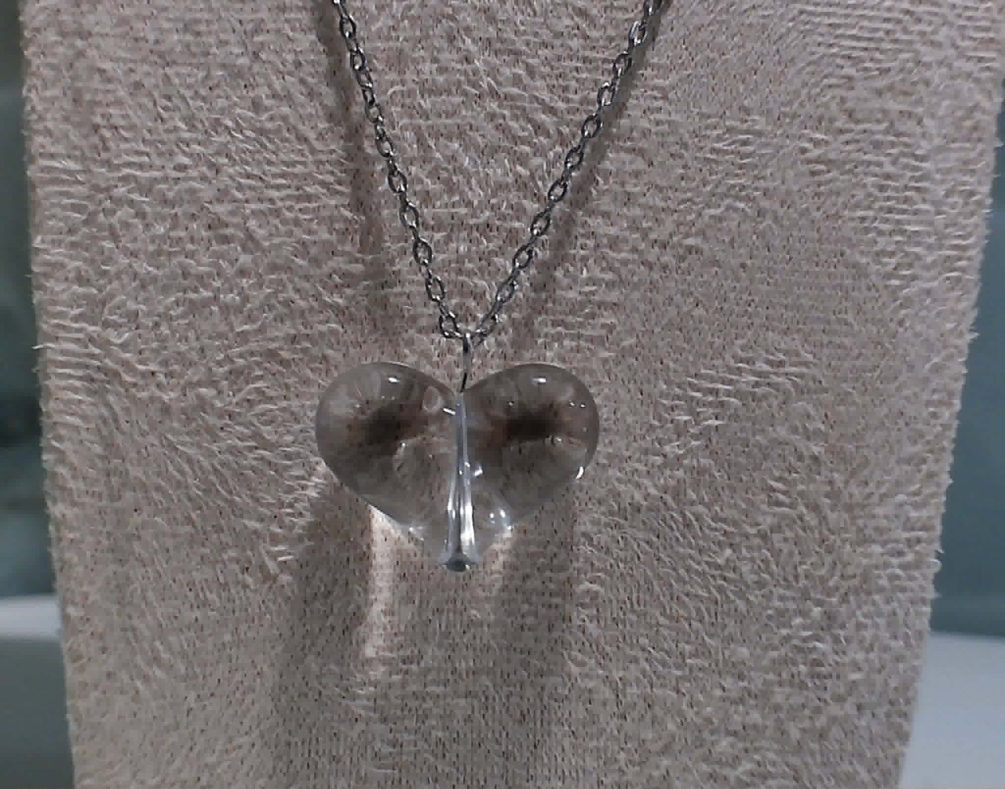 Collier cœur argenté transparent - Pièce unique romantique